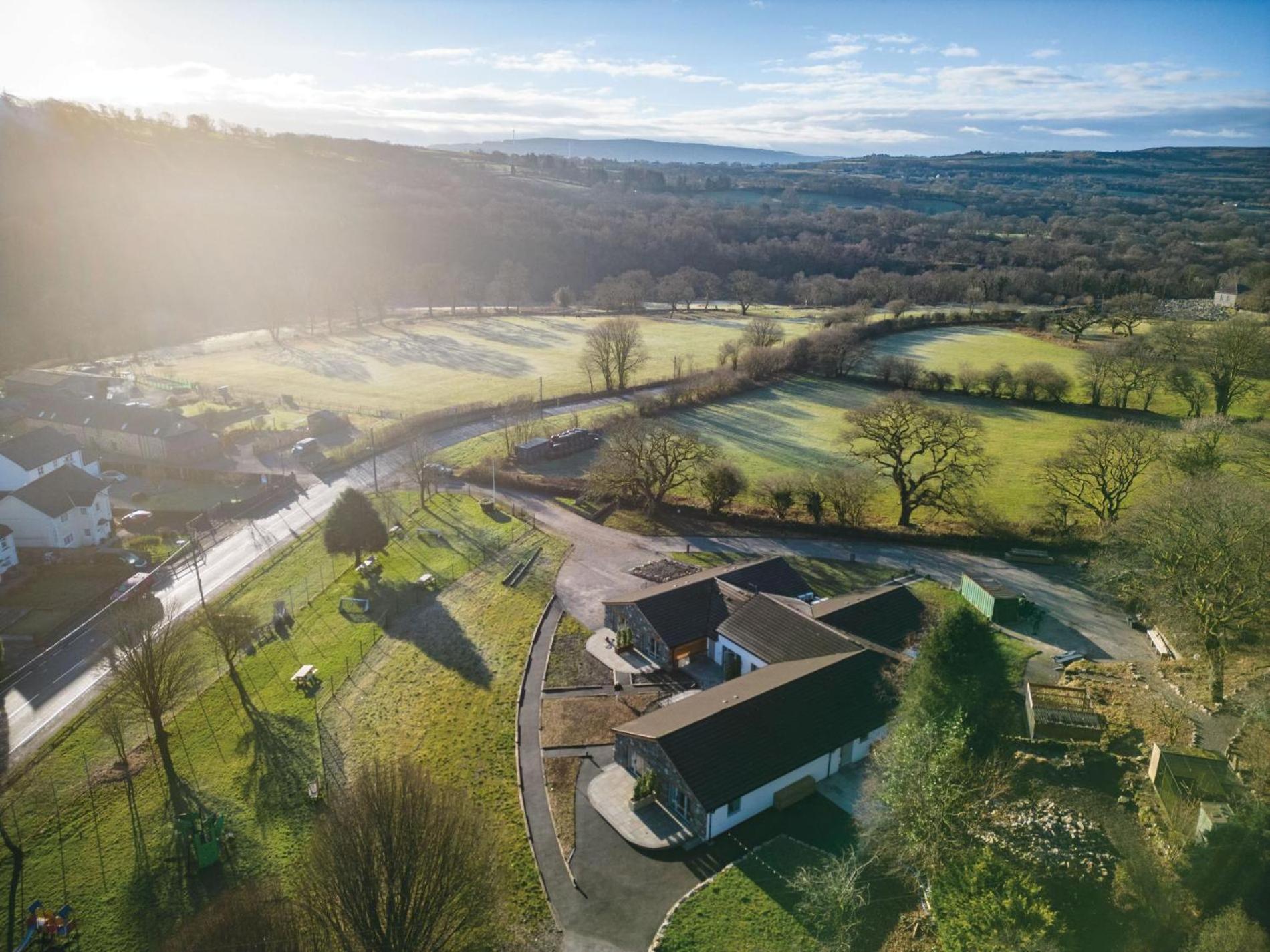 Suite 9 - Sleeping Giant Hotel - Pen Y Cae Inn Brecon Exterior photo